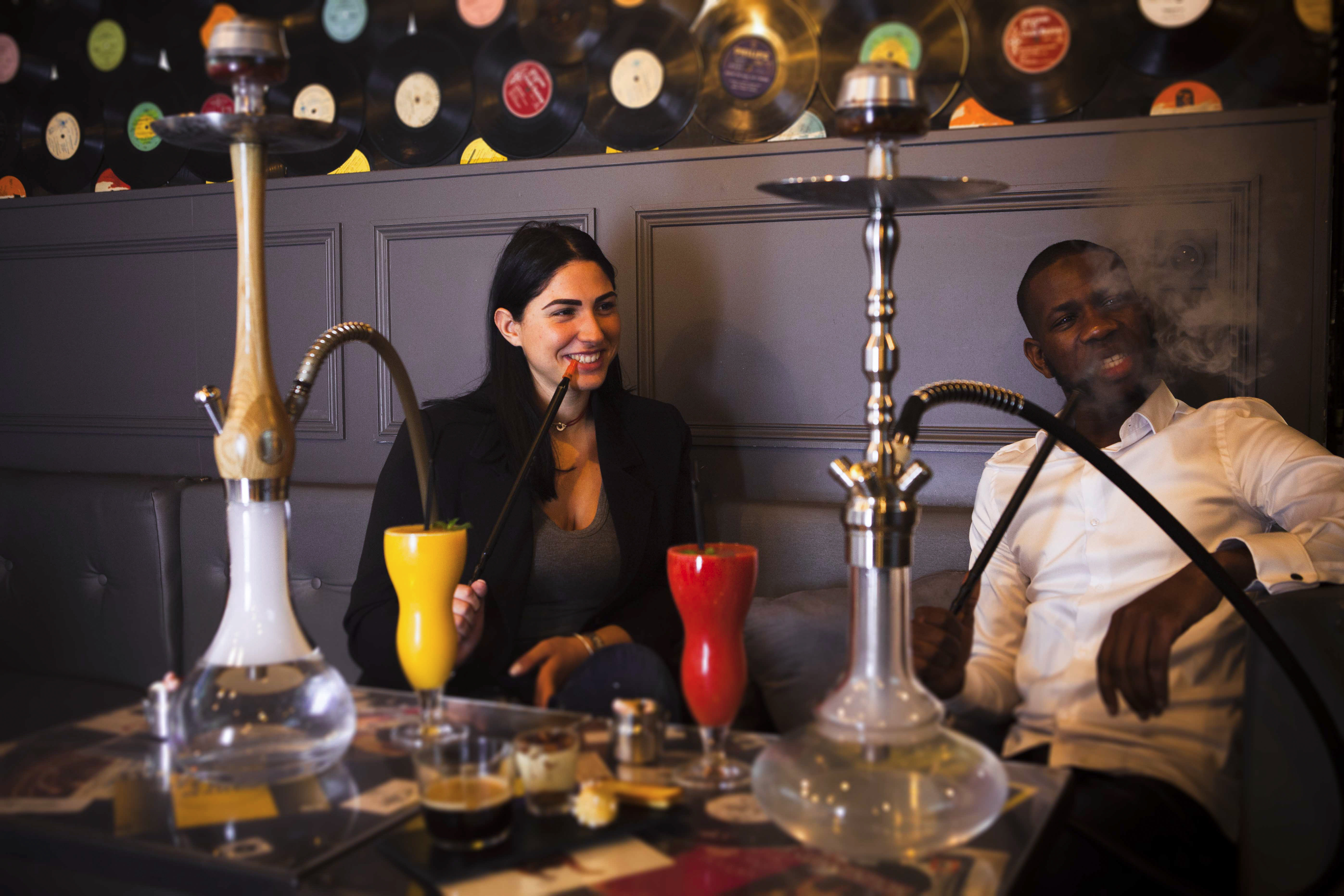 Le Tube bar à chicha