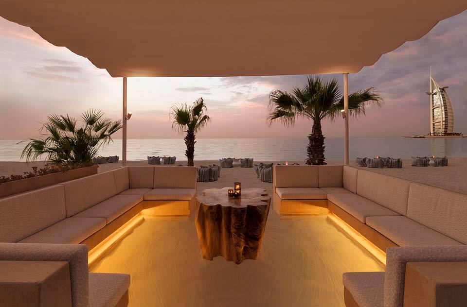 Shimmers Beach & Shisha Lounge in Dubai Chichamaps